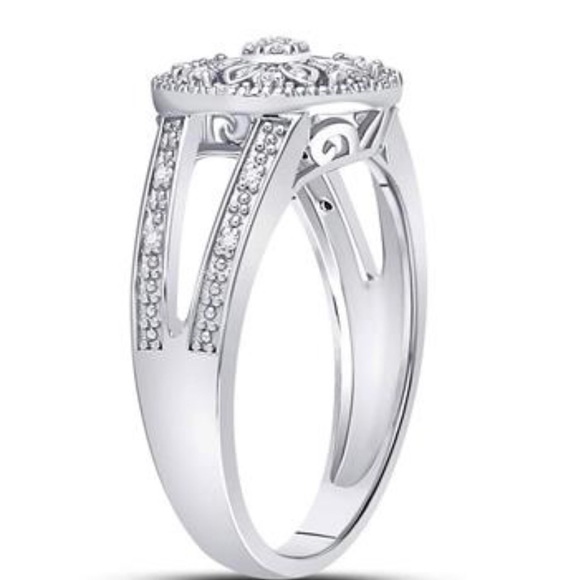 Real diamond custom made beautiful ring engagement anniversary valentines gift! - Picture 8 of 10